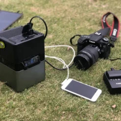 Batterie Portative Izywatt 250Wh + Panneau Solaire Semi-rigide 50W -Jardin Abri Boutique pack station denergie portative izywatt 250wh panneau solaire semi rigide 50w 3