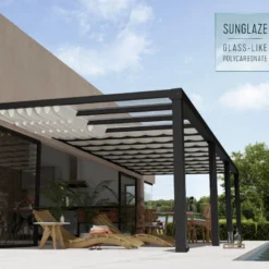 Pergola Adossée Stockholm 350x950cm Aluminium Gris Et Polycarbonate Avec Stores De Toit Rétractables – Palram - Canopia -Jardin Abri Boutique pergola adossee stockholm 350x950cm aluminium gris et polycarbonate avec stores de toit retractables palram 3