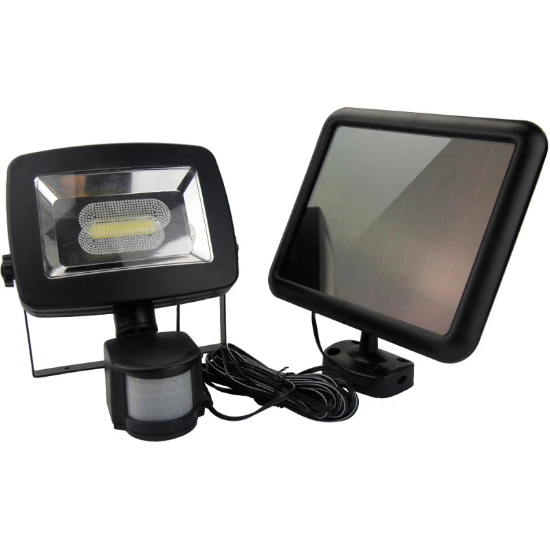 Spot Solaire Mural Clark 500lm 5W - MUNDUS 1 Spot Solaire Mural Clark 500lm 5W - MUNDUS